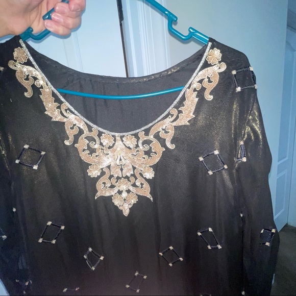 Fancy 3 piece Pakistani Shalwar Kameez - Picture 3 of 4